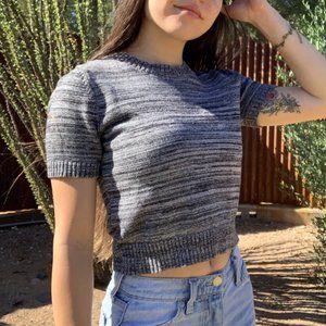 🌪 Grey knit crop top 🌪